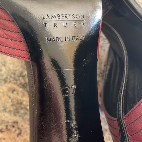 LAMBERTSON TRUEX Leather T - Strap Heels - Picture 9 of 9